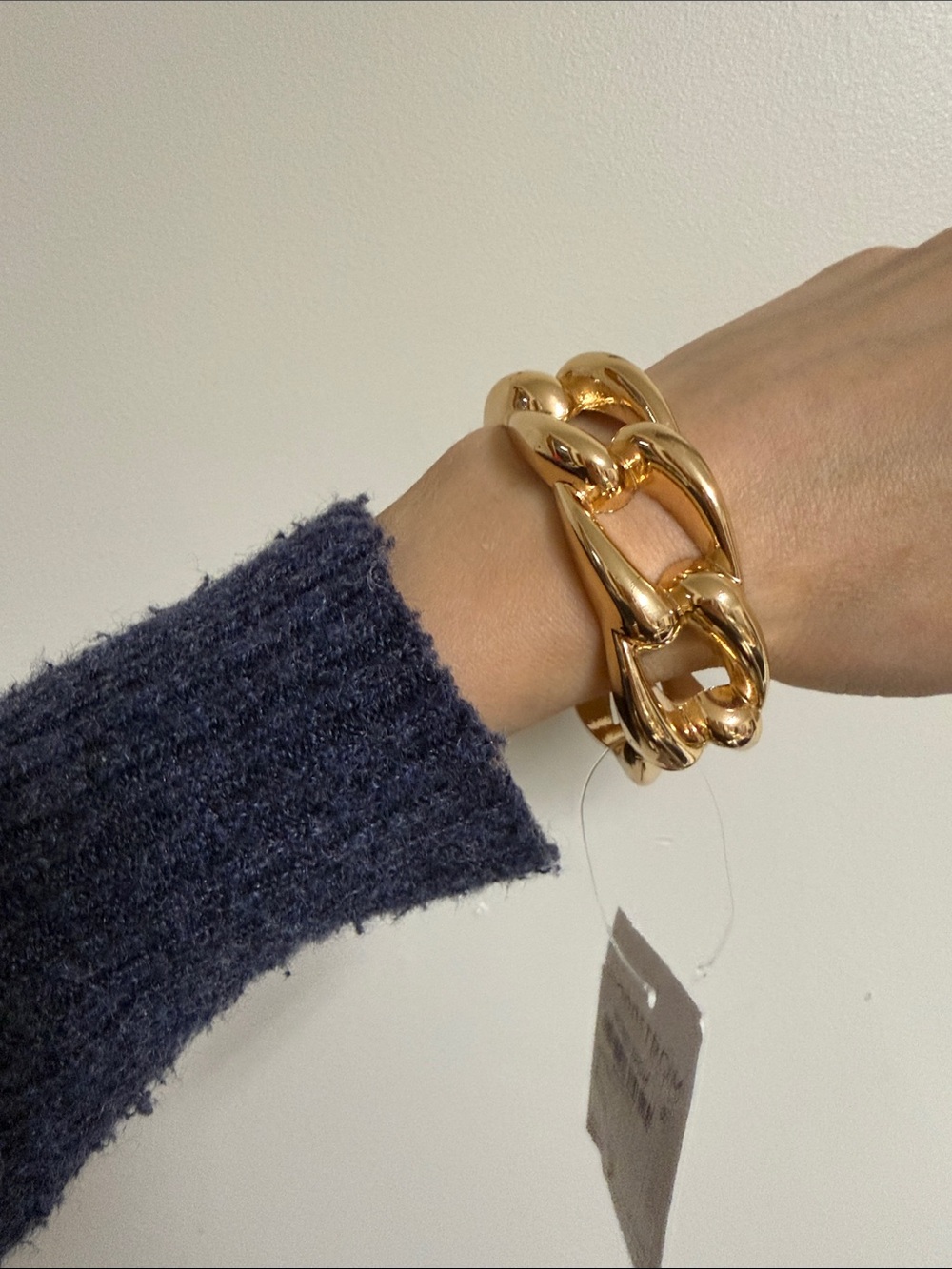 NWT large chunky gold tone bracelet cuff